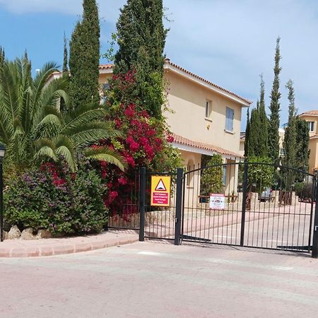 Paphos Modern Sea View Apartment Regina Gardens מראה חיצוני תמונה