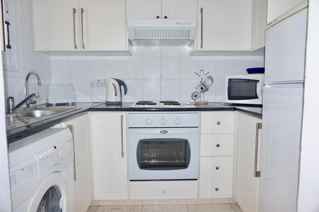 Paphos Modern Sea View Apartment Regina Gardens מראה חיצוני תמונה